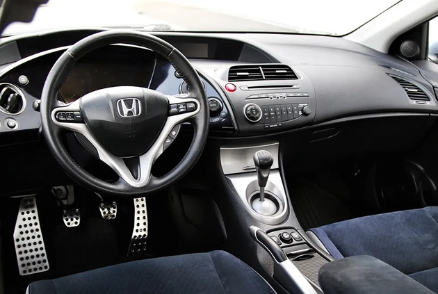 Honda Civic cena 23890 przebieg: 234600, rok produkcji 2008 z Ustka małe 301